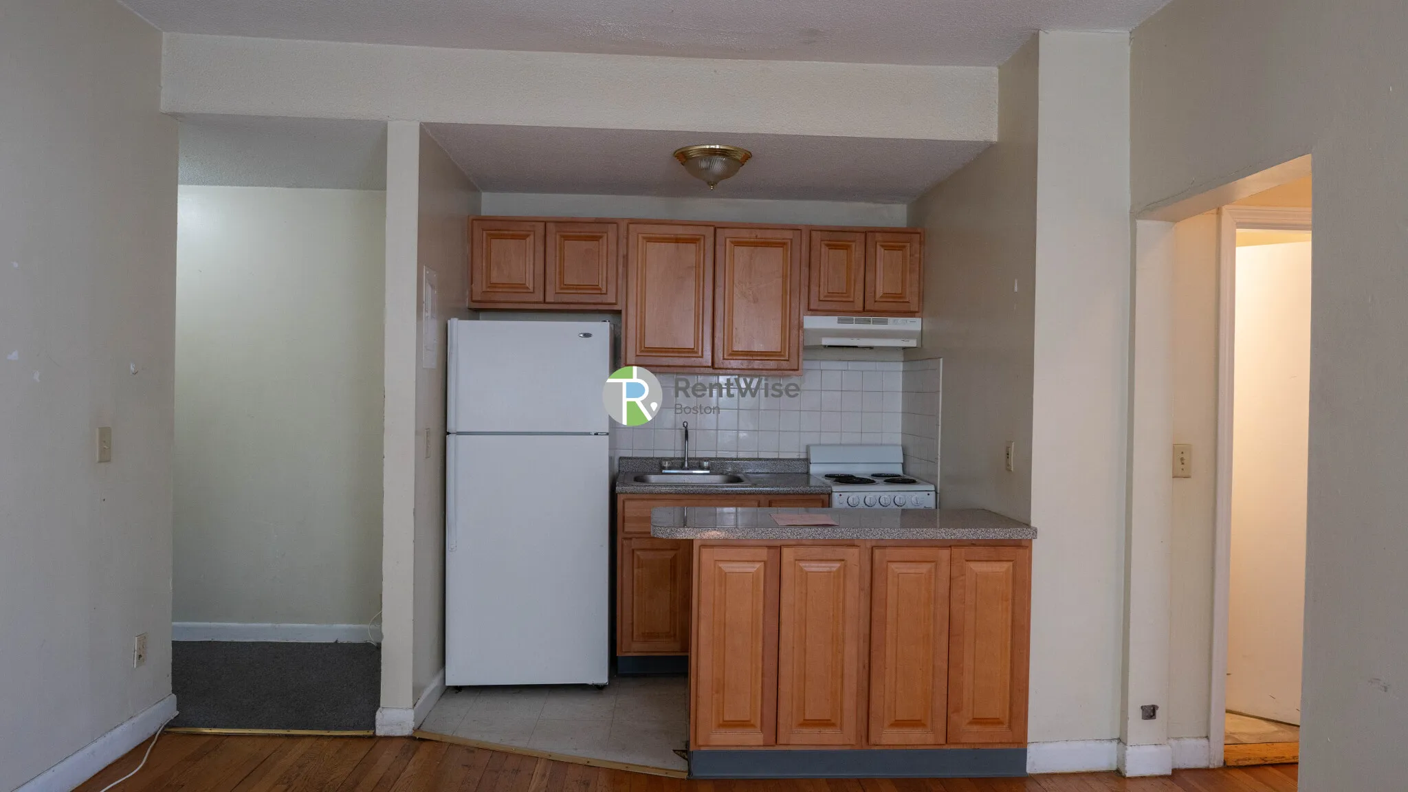 2 bed, 1 bath apartment for rent at 1132 Commonwealth Ave Unit 12, North Brookline — photo 3 of 27