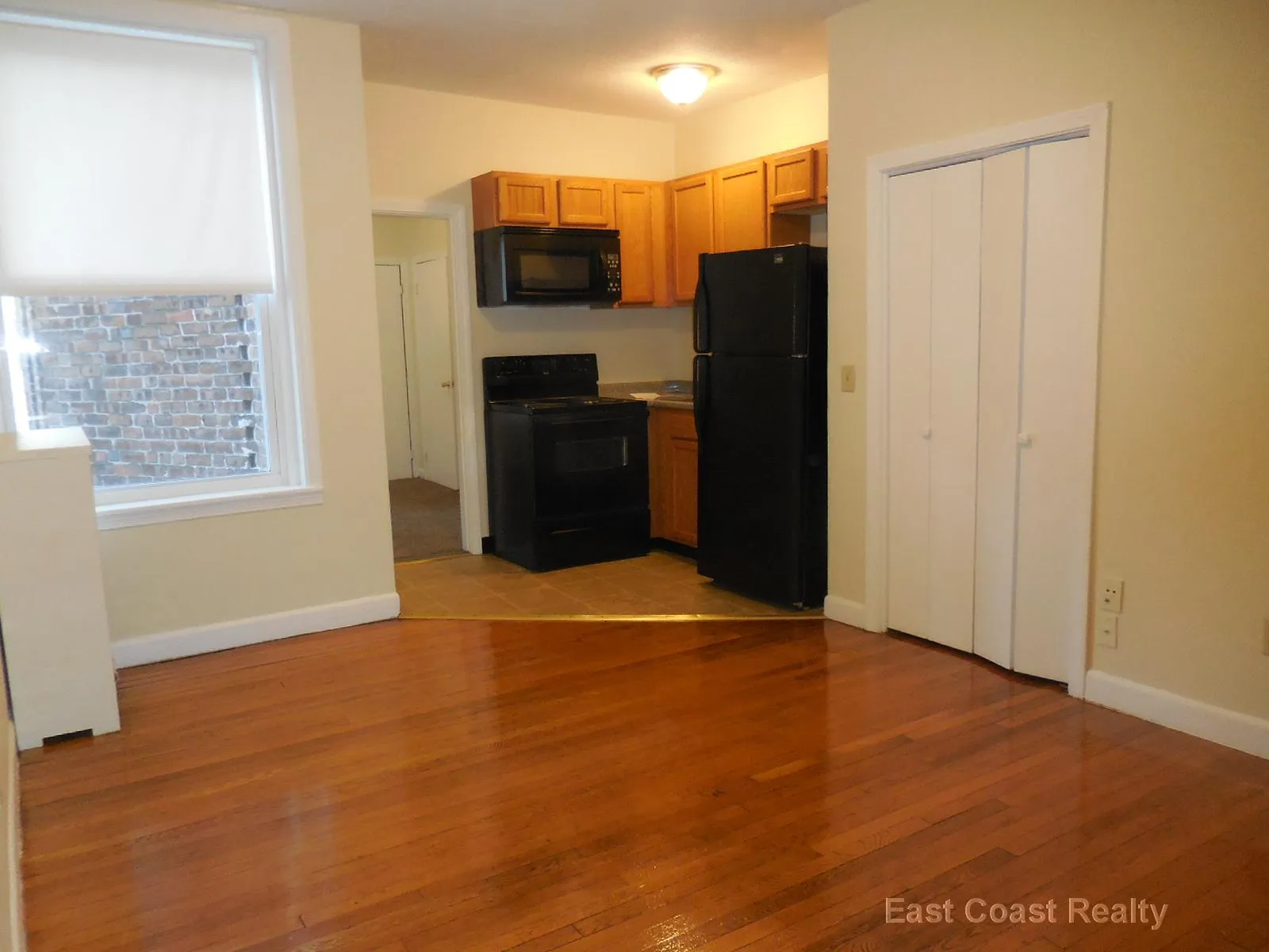2 bed, 1 bath apartment for rent at 1132 Commonwealth Ave Unit 7, North Brookline — photo 14 of 27