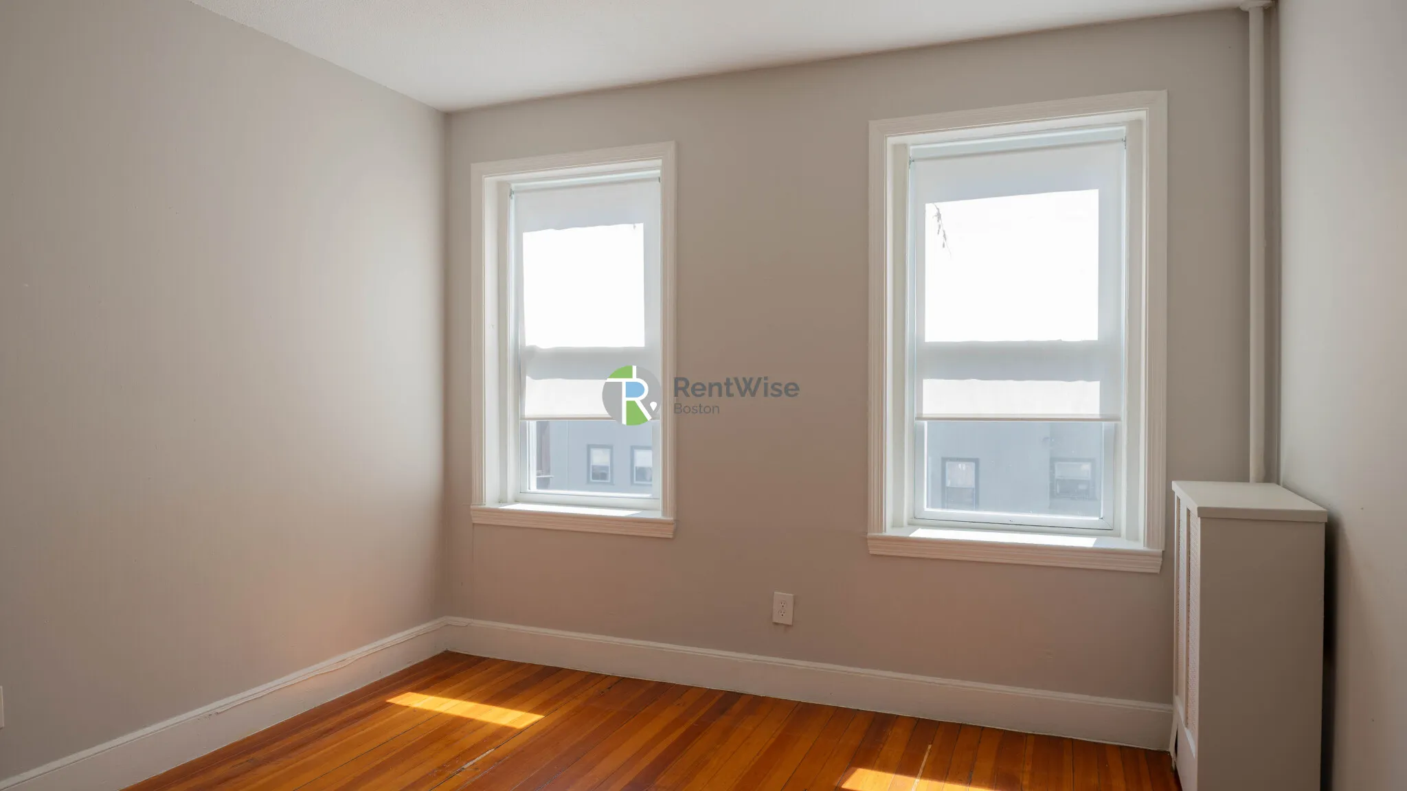 2 bed, 1 bath apartment for rent at 1132 Commonwealth Ave Unit 8, North Brookline — photo 5 of 27