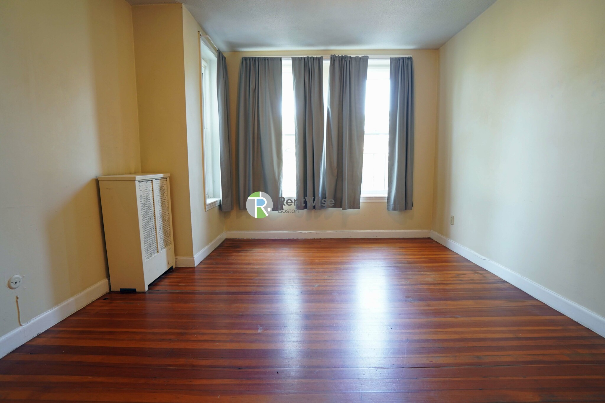 Studio bed, 1 bath apartment for rent at 1132 Commonwealth Ave Unit 9, North Brookline