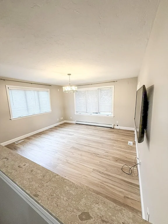 3 bed, 1 bath apartment for rent at 1132 W Boylston St Unit 1, Greendale — photo 7 of 41