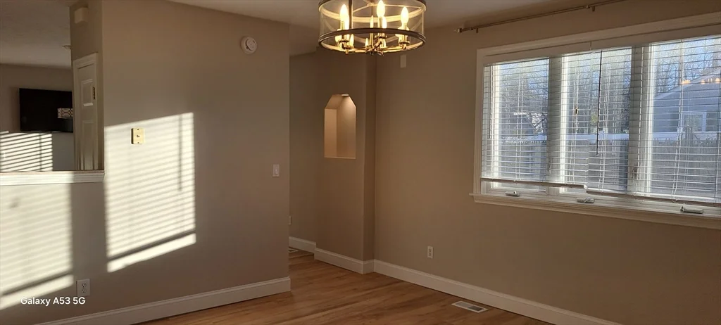 3 bed, 1 bath apartment for rent at 1132 W Boylston St Unit 1, Greendale — photo 21 of 41