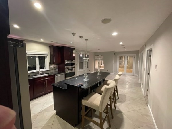 3 bed, 1 bath apartment for rent at 1132 West Boylston St Unit 1, Summit — photo 9 of 41