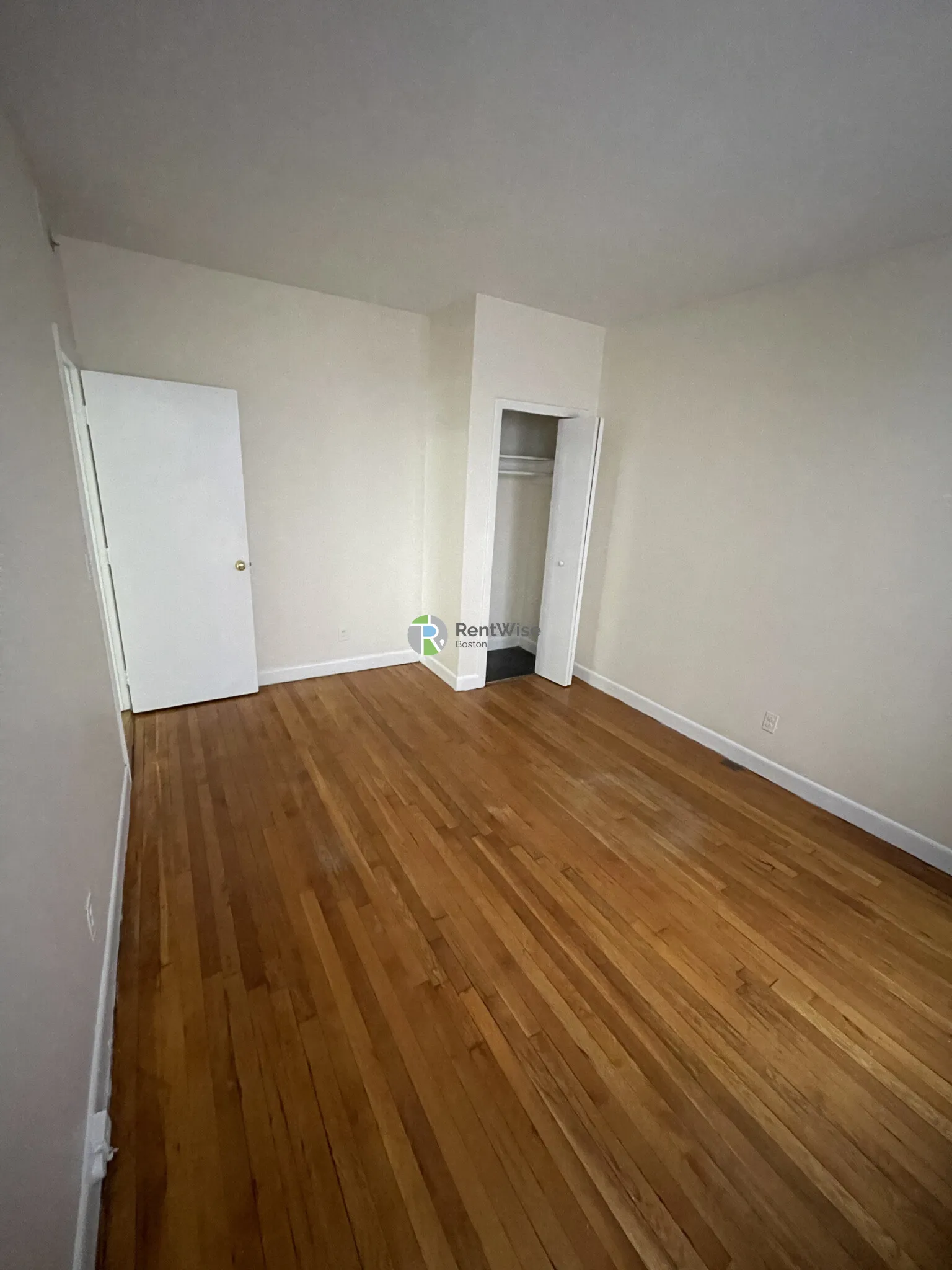 2 bed, 1 bath apartment for rent at 1133 Commonwealth Ave Unit 01, Brighton — photo 8 of 29