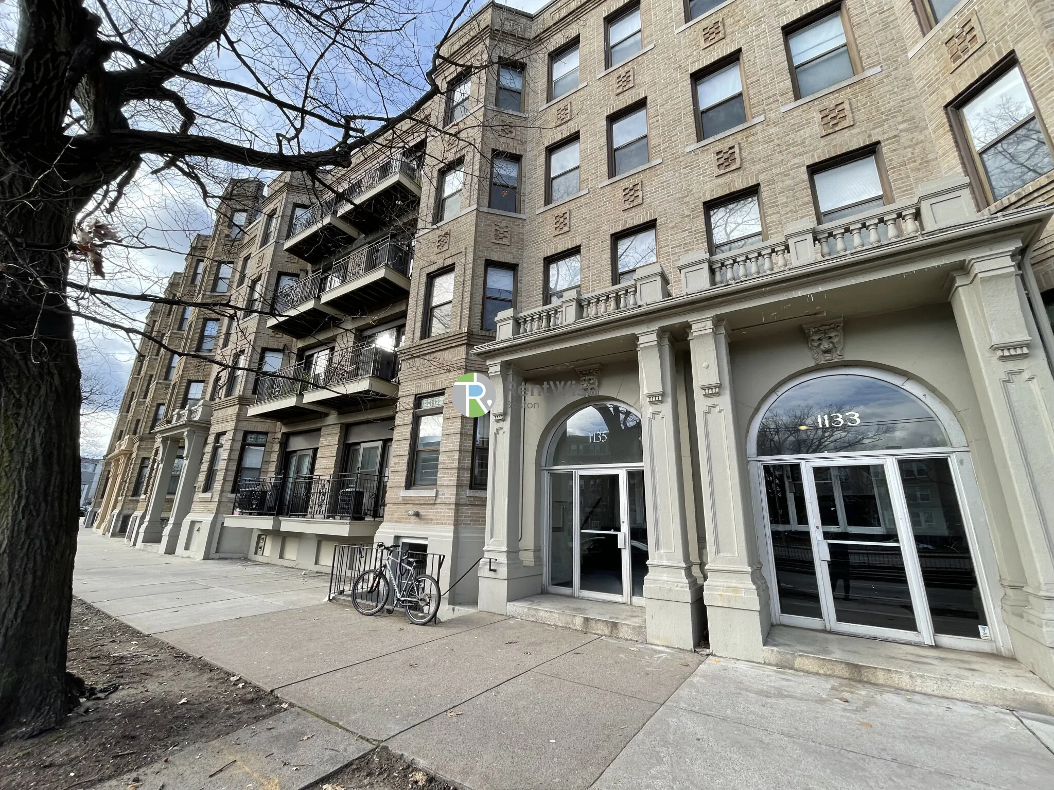 2 bed, 1 bath apartment for rent at 1133 Commonwealth Ave Unit 01, Brighton — photo 17 of 29
