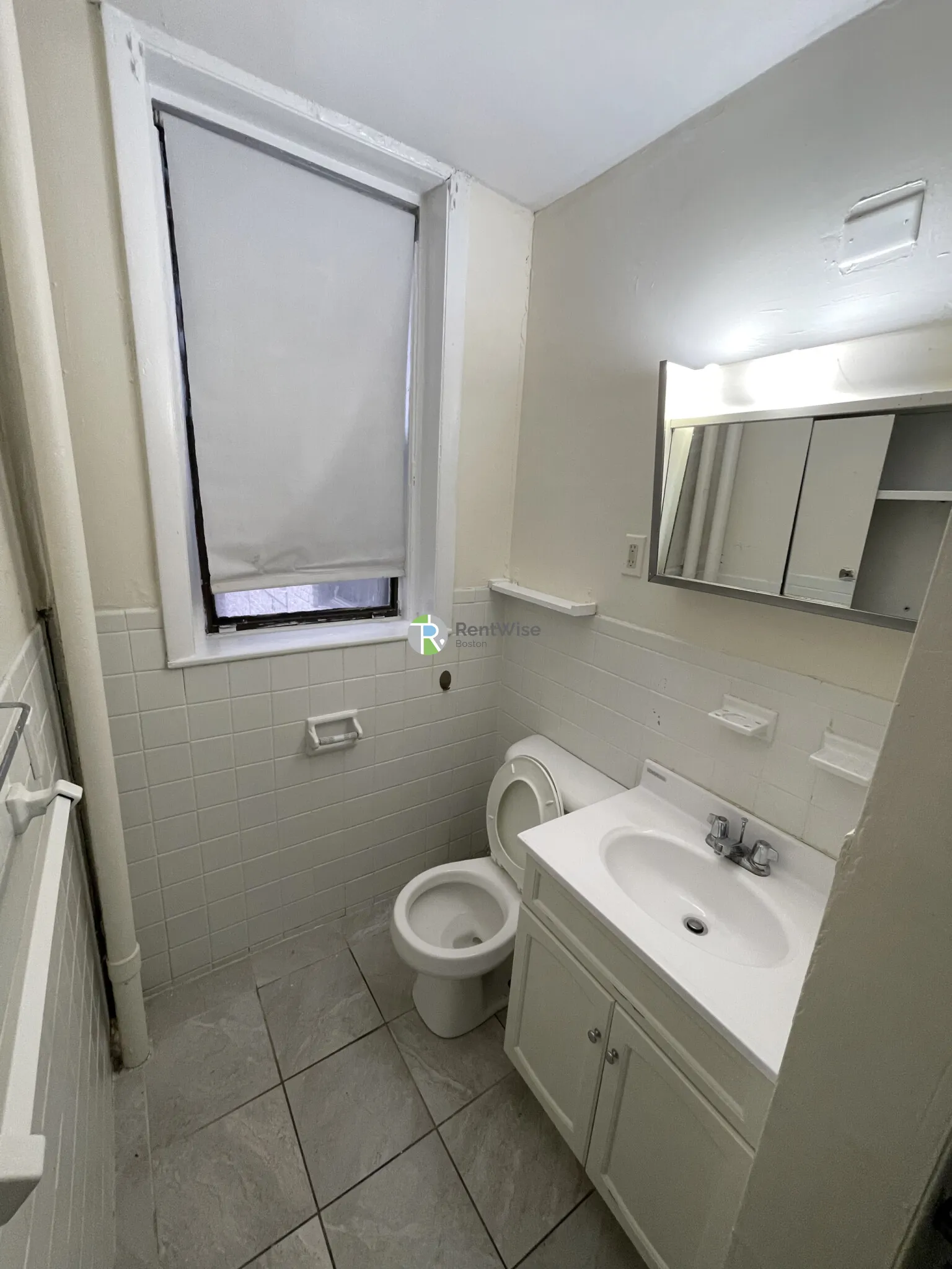 2 bed, 1 bath apartment for rent at 1133 Commonwealth Ave Unit 01, Brighton — photo 10 of 29