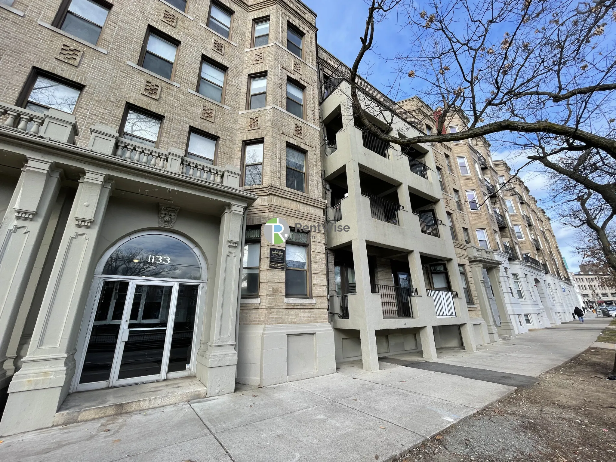 2 bed, 1 bath apartment for rent at 1133 Commonwealth Ave Unit 01, Brighton — photo 16 of 29