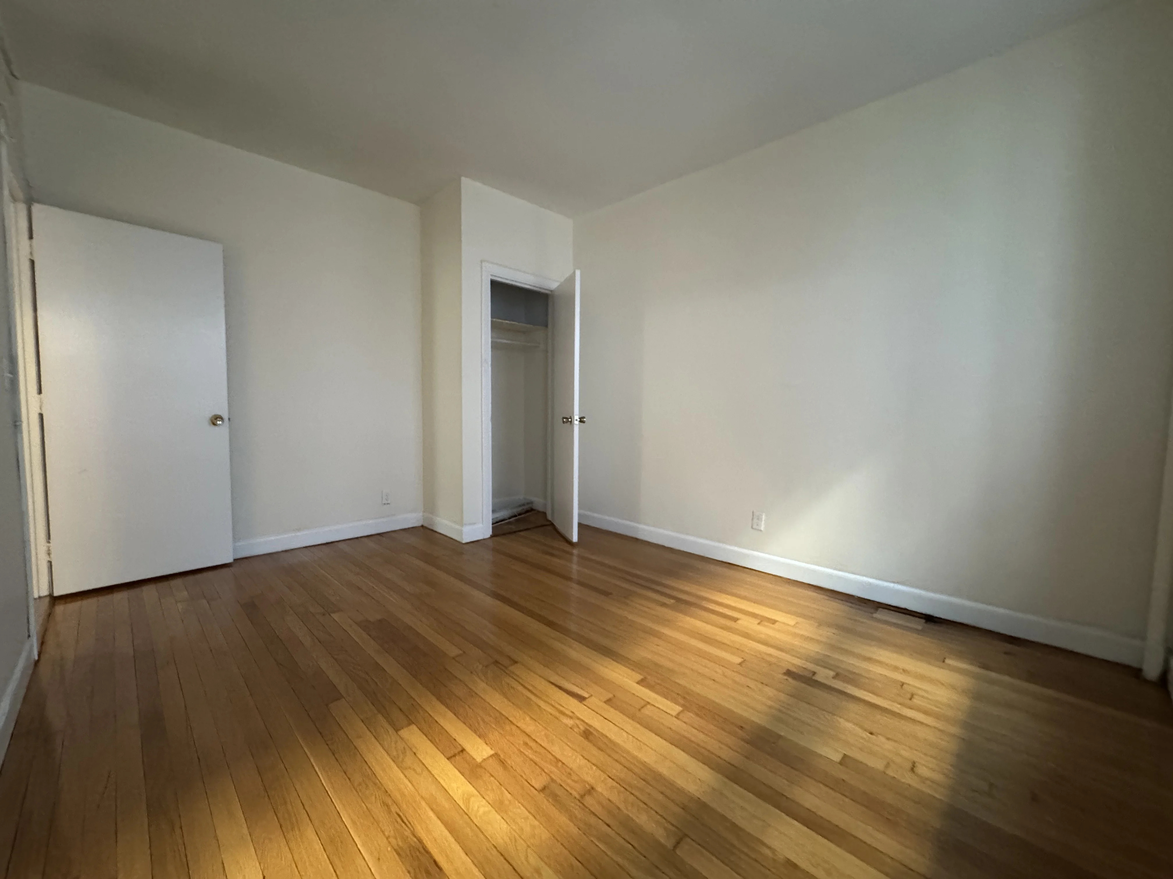 3 bed, 1.5 bath apartment for rent at 1133 Commonwealth Ave Unit 1133-3, Brighton — photo 15 of 16