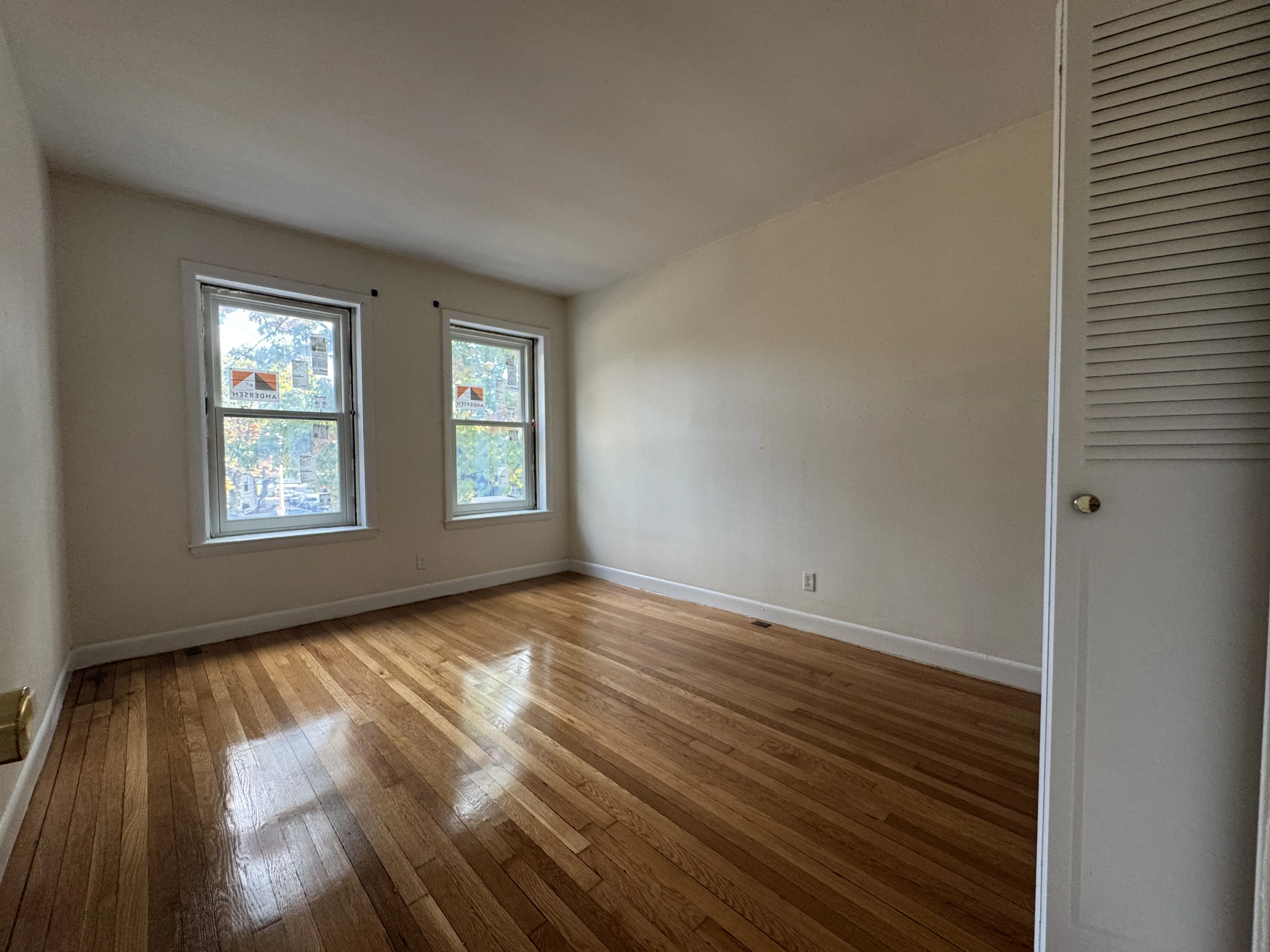 3 bed, 1.5 bath apartment for rent at 1133 Commonwealth Ave Unit 1133-3, Brighton — photo 9 of 16