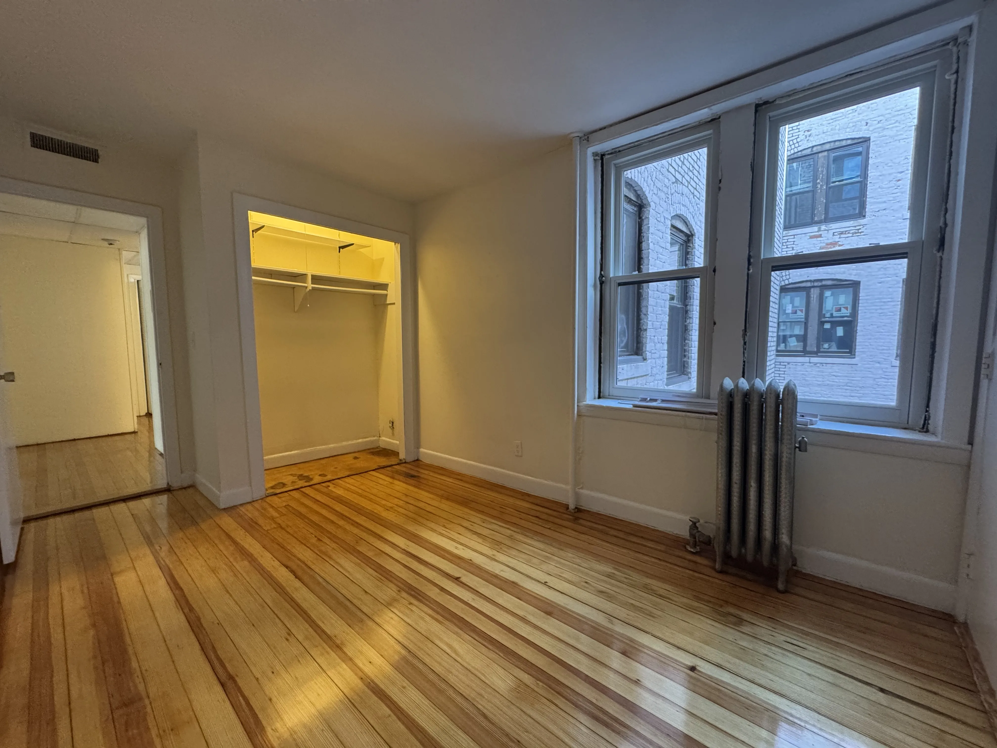 3 bed, 1.5 bath apartment for rent at 1133 Commonwealth Ave Unit 1133-3, Brighton — photo 8 of 16