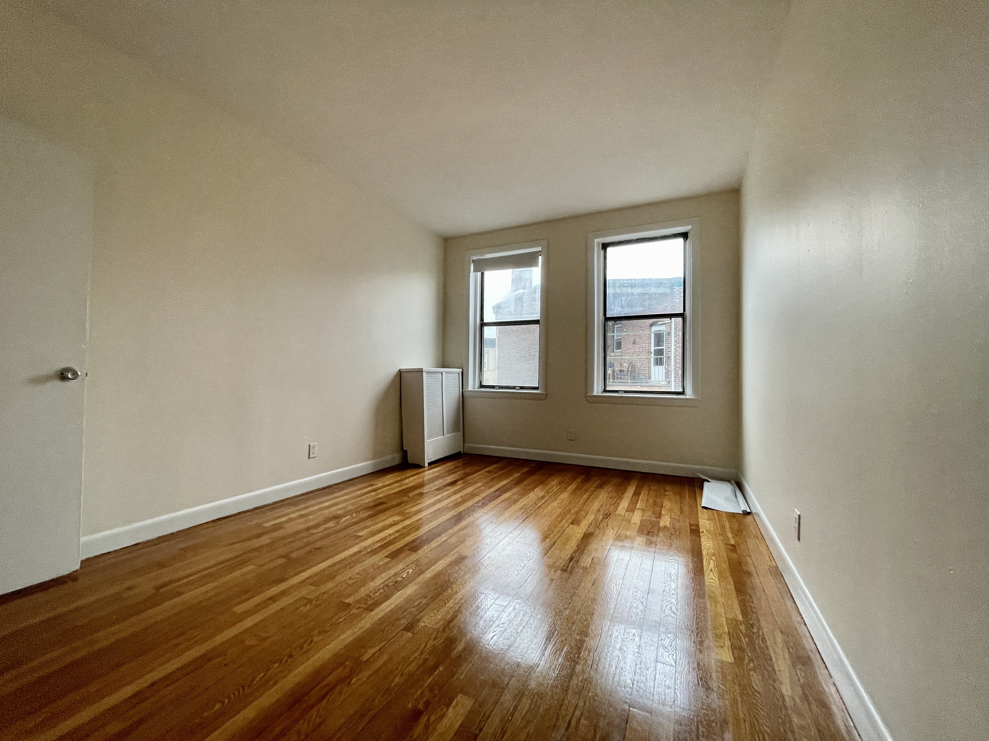 3 bed, 1.5 bath apartment for rent at 1133 Commonwealth Ave Unit 4, Allston — photo 19 of 33