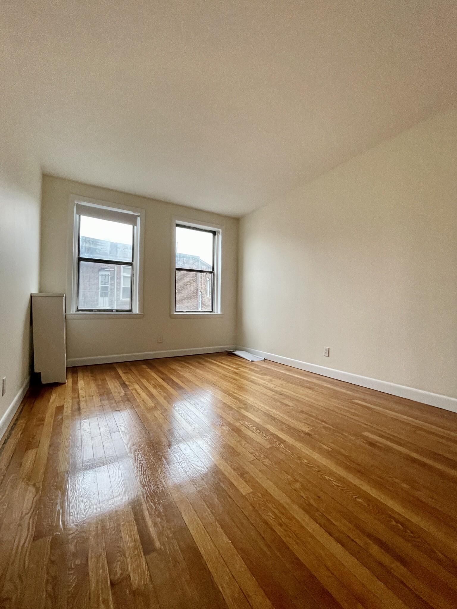 3 bed, 1.5 bath apartment for rent at 1133 Commonwealth Ave Unit 4, Allston — photo 16 of 33