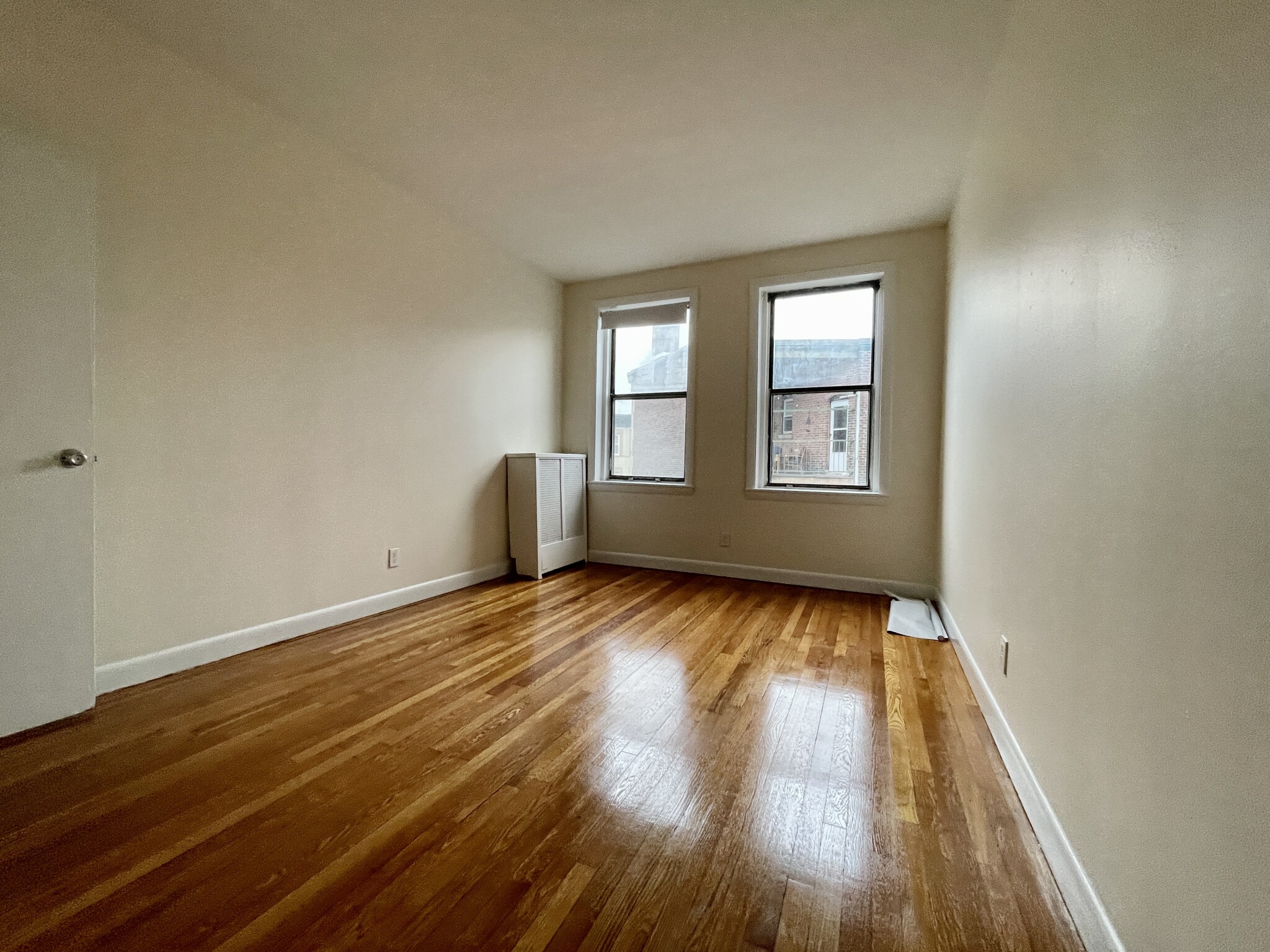 3 bed, 1.5 bath apartment for rent at 1133 Commonwealth Ave Unit 4, Allston — photo 20 of 33