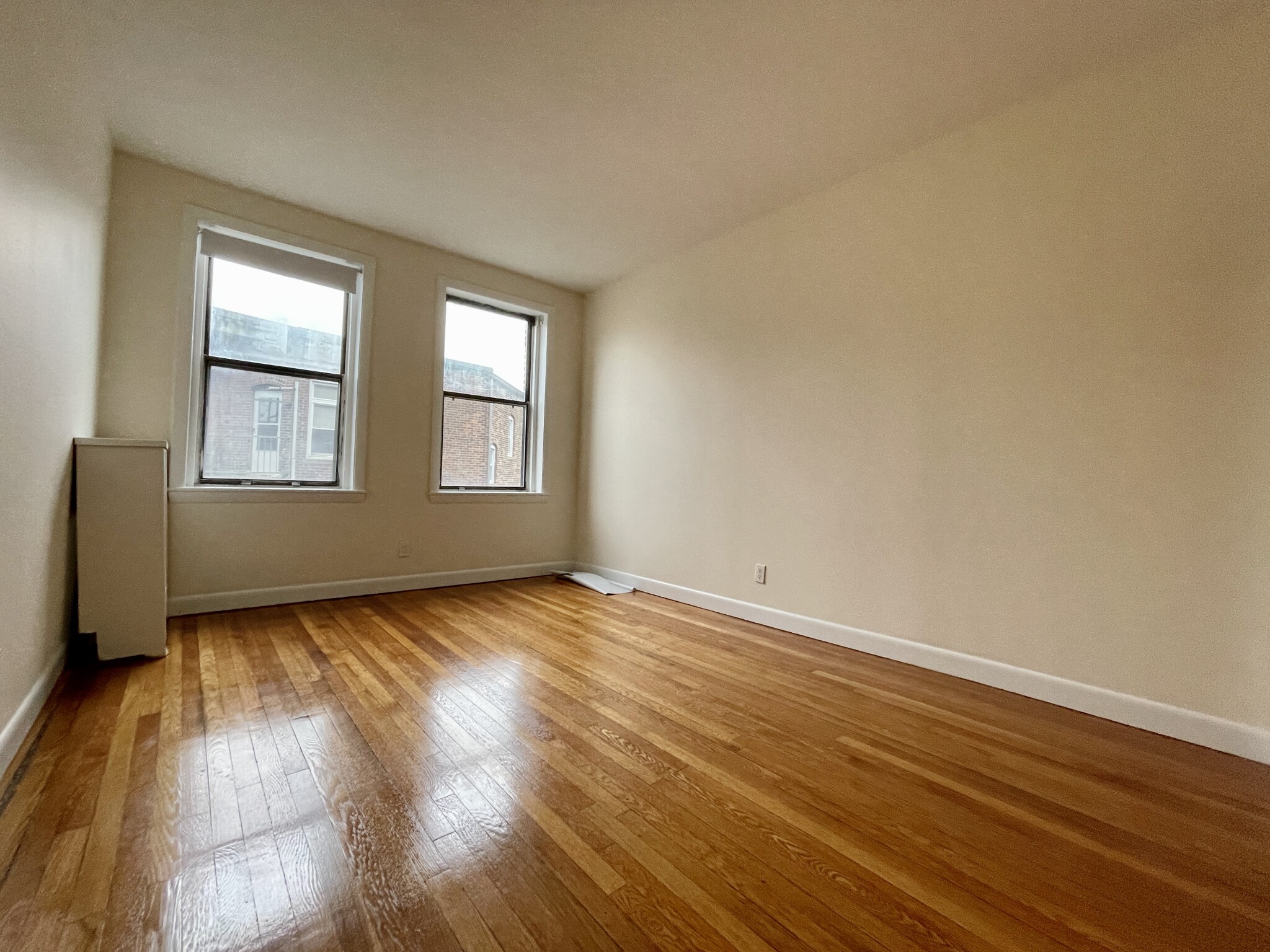 3 bed, 1.5 bath apartment for rent at 1133 Commonwealth Ave Unit 4, Allston — photo 17 of 33