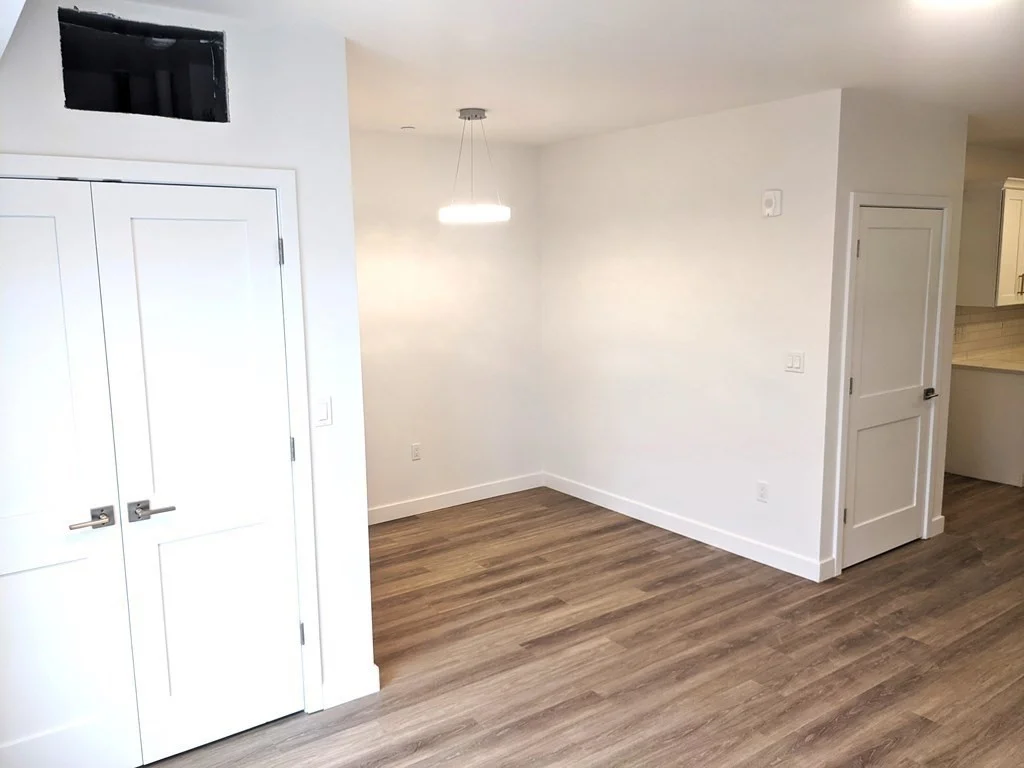 2 bed, 1 bath apartment for rent at 1133 Shore Rd Unit 0, Revere — photo 9 of 17