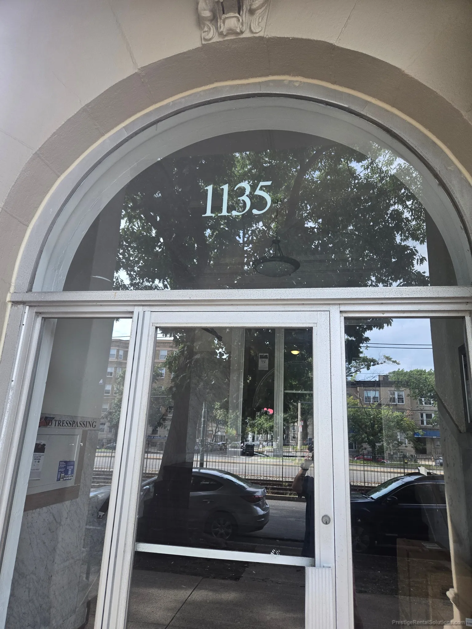 3 bed, 1.5 bath apartment for rent at 1135 Commonwealth Ave Unit 4, Allston
