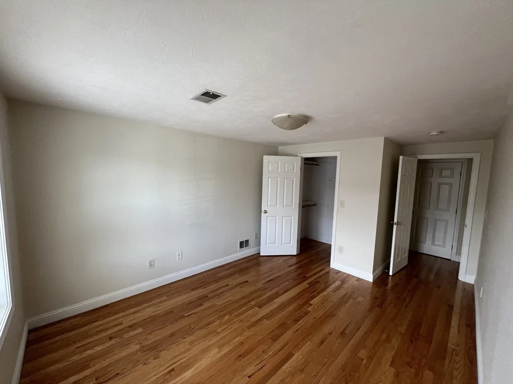 3 bed, 1 bath apartment for rent at 1135 Washington St Unit 1, Norwood — photo 11 of 18