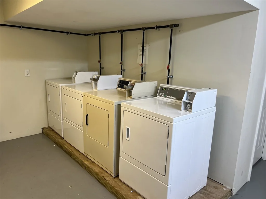 3 bed, 1 bath apartment for rent at 1135 Washington St Unit 1, Norwood — photo 18 of 18