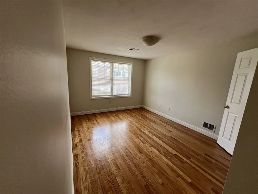3 bed, 1 bath apartment for rent at 1135 Washington St Unit 1, Norwood — photo 10 of 18