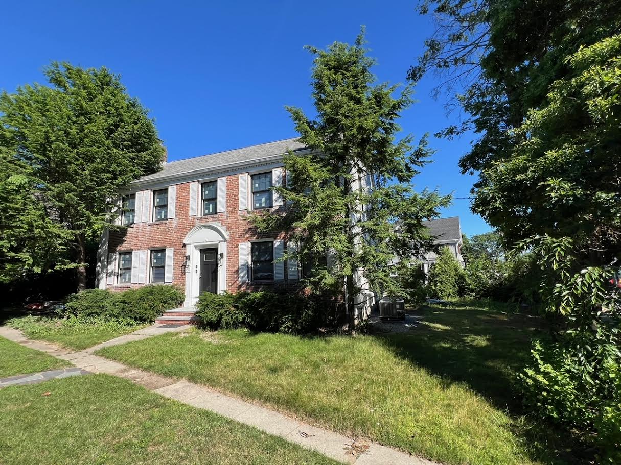 3 bed, 2 bath apartment for rent at 1136 Walnut St Unit 1-2, Newton Highlands — photo 16 of 17