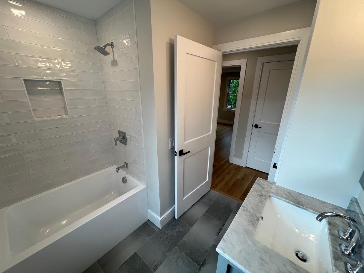 3 bed, 2 bath apartment for rent at 1136 Walnut St Unit 1-2, Newton Highlands — photo 12 of 17
