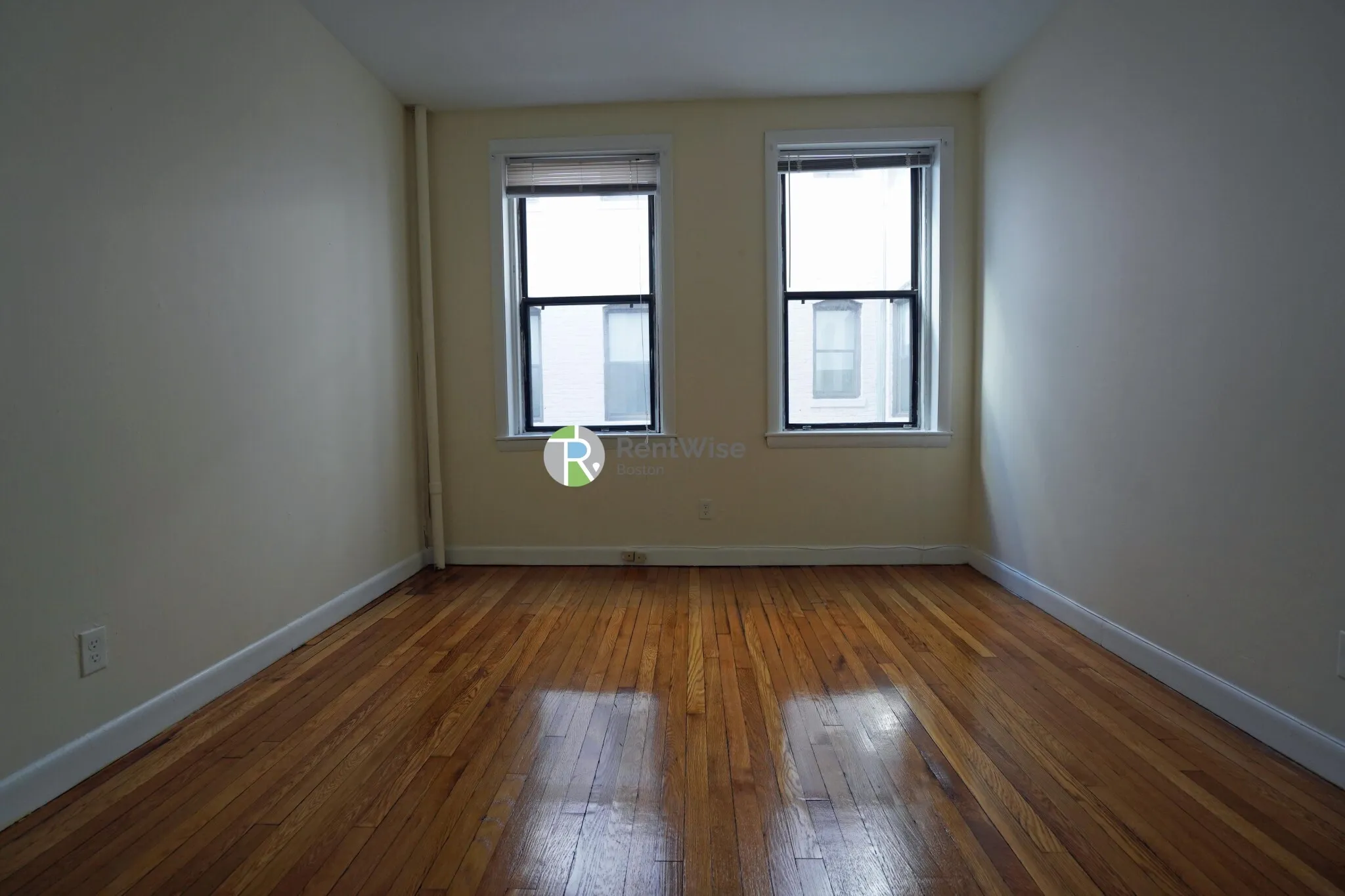 2 bed, 1 bath apartment for rent at 1137 Commonwealth Ave Unit 1, Brighton — photo 11 of 15