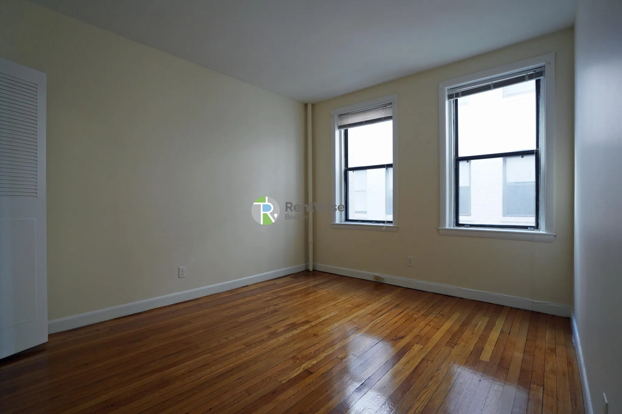 2 bed, 1 bath apartment for rent at 1137 Commonwealth Ave Unit 1, Brighton — photo 10 of 15