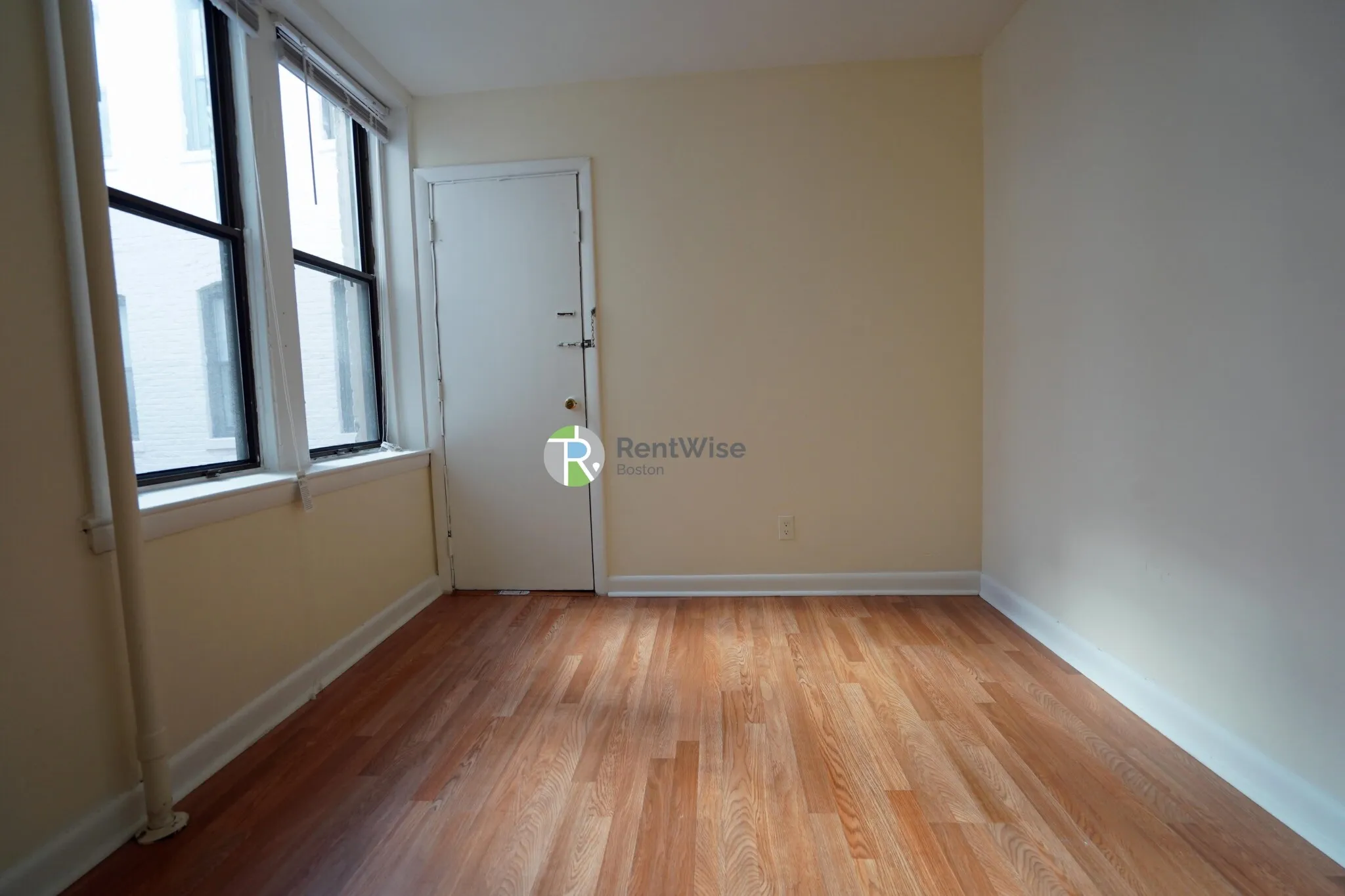 2 bed, 1 bath apartment for rent at 1137 Commonwealth Ave Unit 1, Brighton — photo 14 of 15