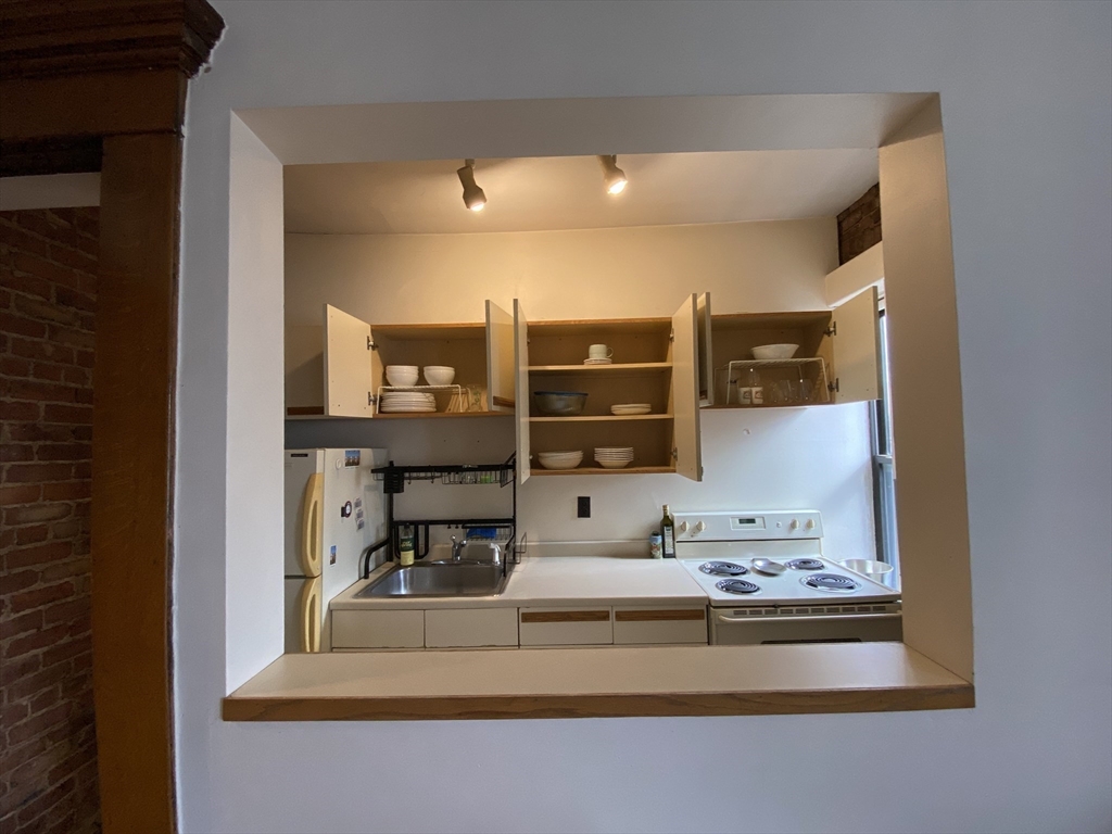 1 bed, 1 bath apartment for rent at 1137 Massachusetts Ave Unit 52, Porter Square — photo 20 of 30