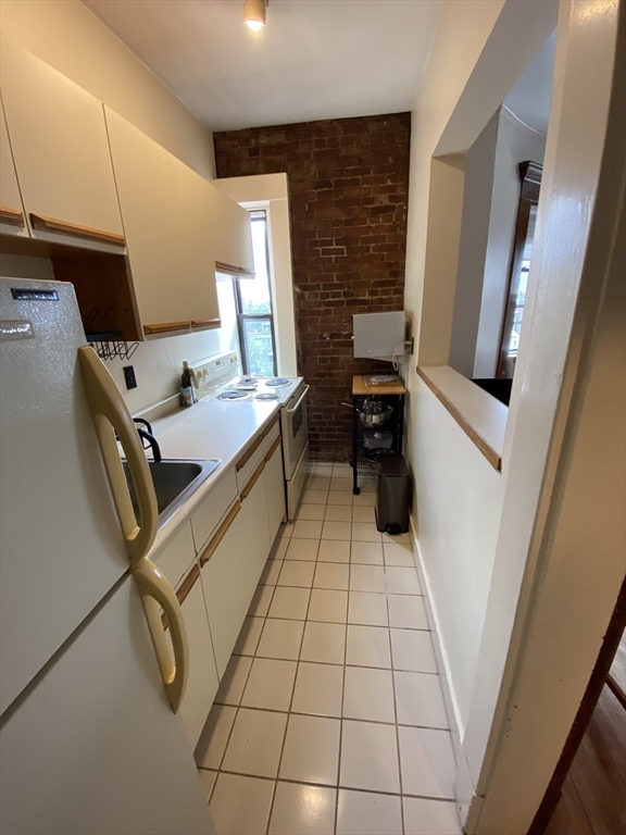 1 bed, 1 bath apartment for rent at 1137 Massachusetts Ave Unit 52, Porter Square — photo 17 of 30