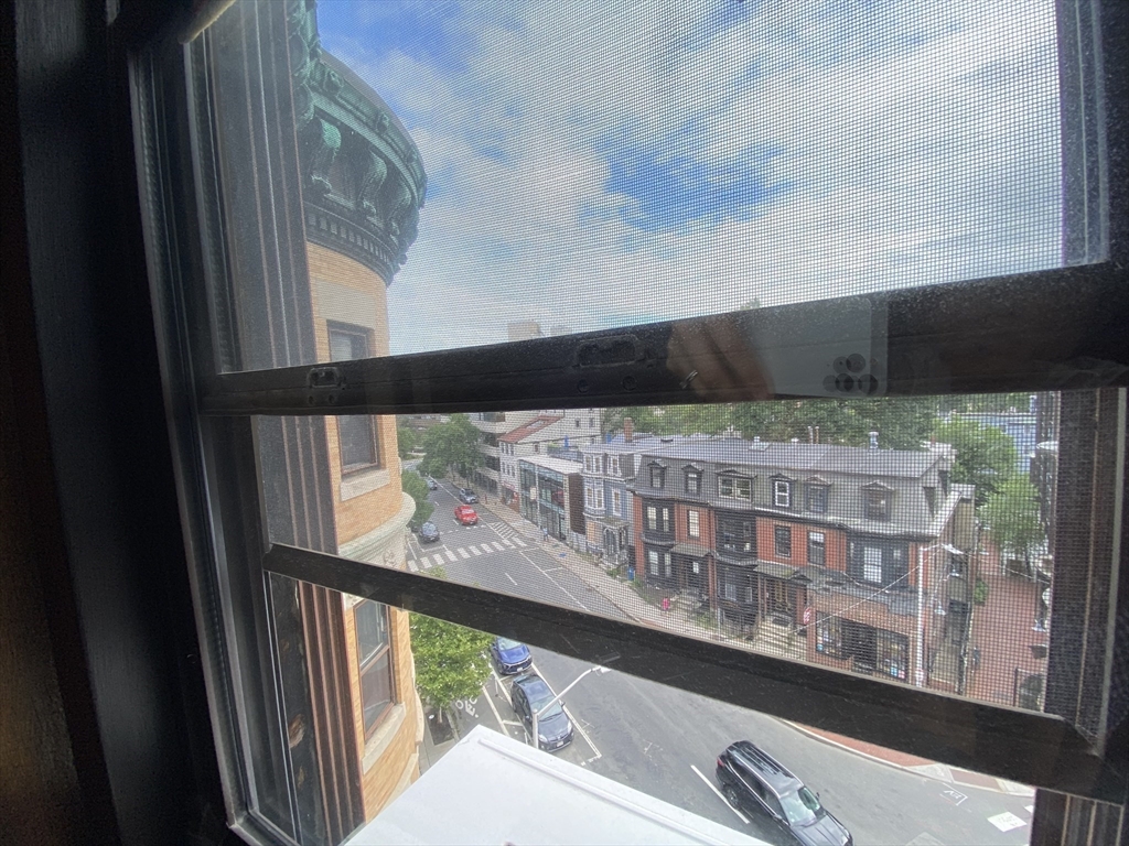 1 bed, 1 bath apartment for rent at 1137 Massachusetts Ave Unit 52, Porter Square — photo 3 of 30