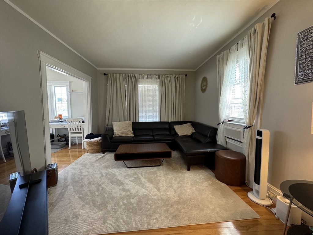 2 bed, 1 bath apartment for rent at 1138 Mass Ave Unit 2, Arlington — photo 5 of 18