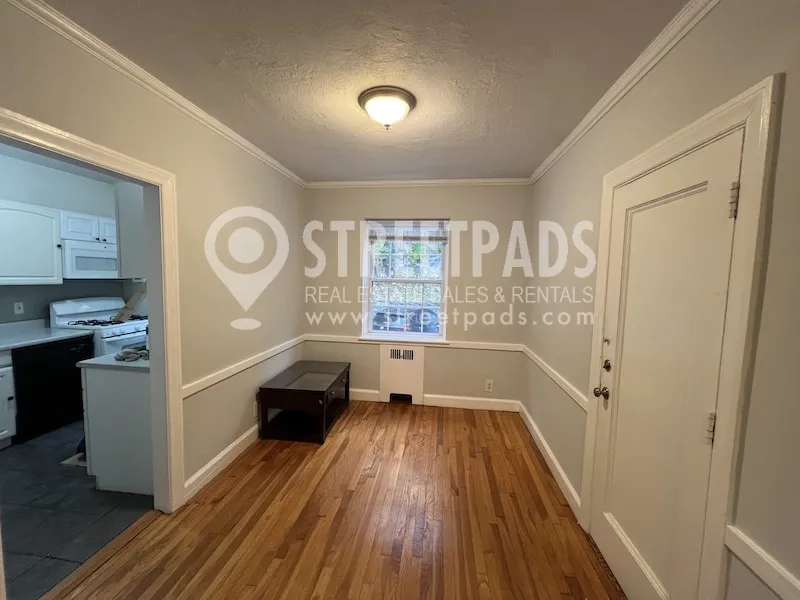1 bed, 1 bath apartment for rent at 1139 Beacon St Unit 3, Longwood — photo 7 of 27