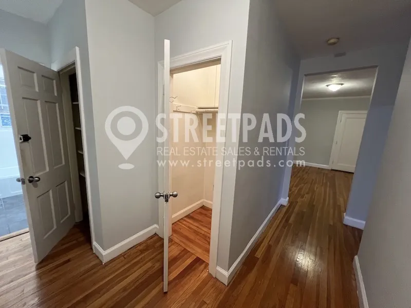 1 bed, 1 bath apartment for rent at 1139 Beacon St Unit 3, Longwood — photo 20 of 27