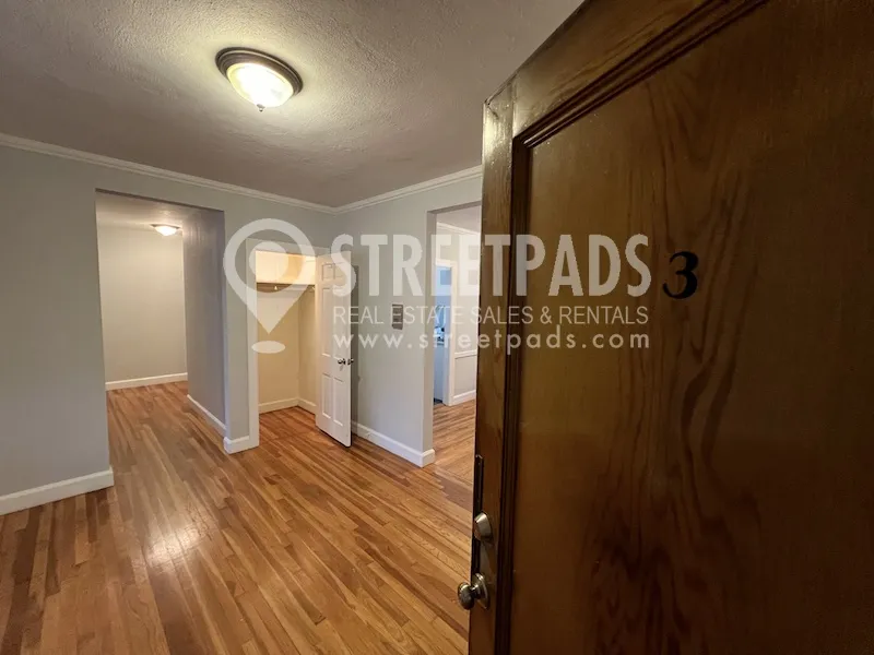 1 bed, 1 bath apartment for rent at 1139 Beacon St Unit 3, Longwood — photo 24 of 27
