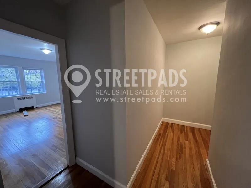 1 bed, 1 bath apartment for rent at 1139 Beacon St Unit 3, Longwood — photo 15 of 27