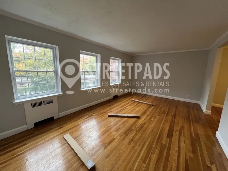 1 bed, 1 bath apartment for rent at 1139 Beacon St Unit 3, Longwood — photo 10 of 27