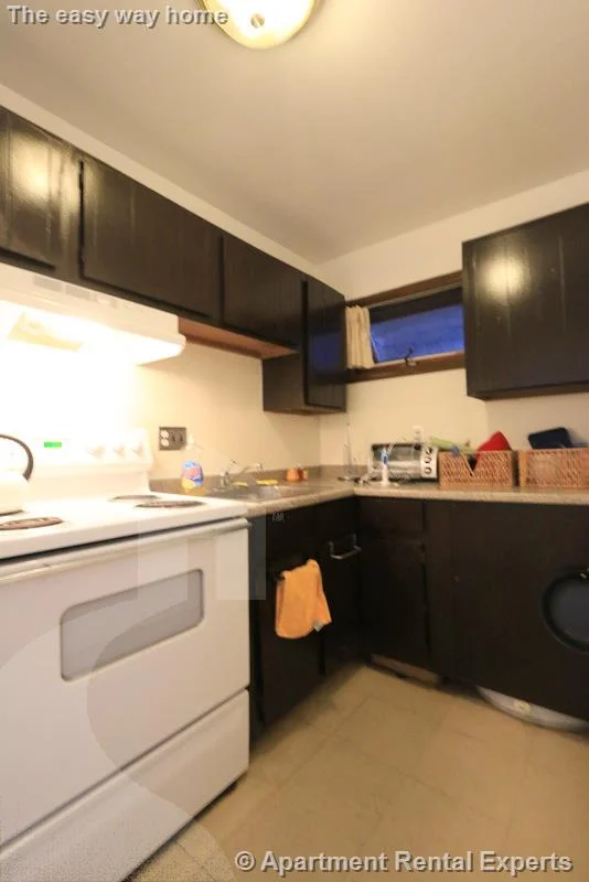 1 bed, 1 bath apartment for rent at 1139 Broadway Unit 3, Teele Square — photo 11 of 16