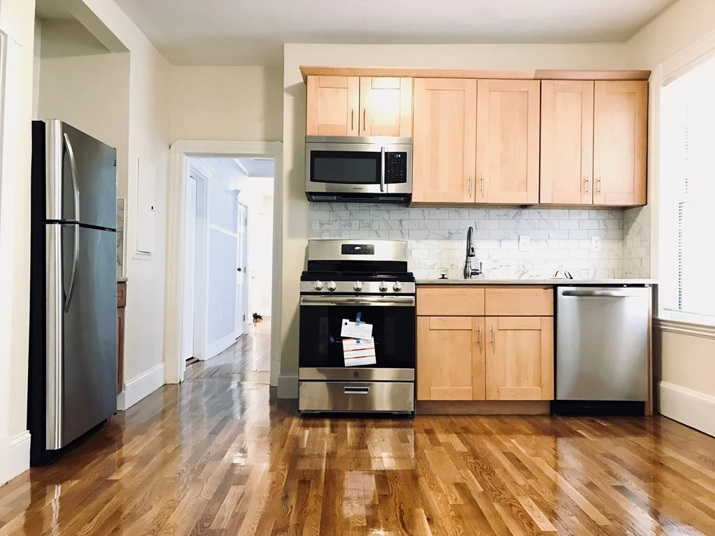 4 bed, 2 bath apartment for rent at 114-116 Thornton St Unit 2, Roxbury — photo 11 of 18