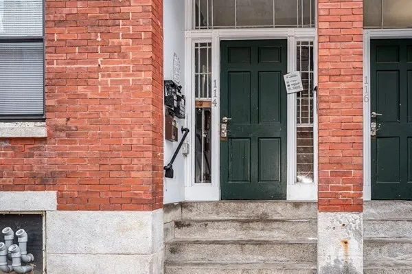 Studio bed, 1 bath apartment for rent at 114 Appleton St Unit 1F, Lowell
