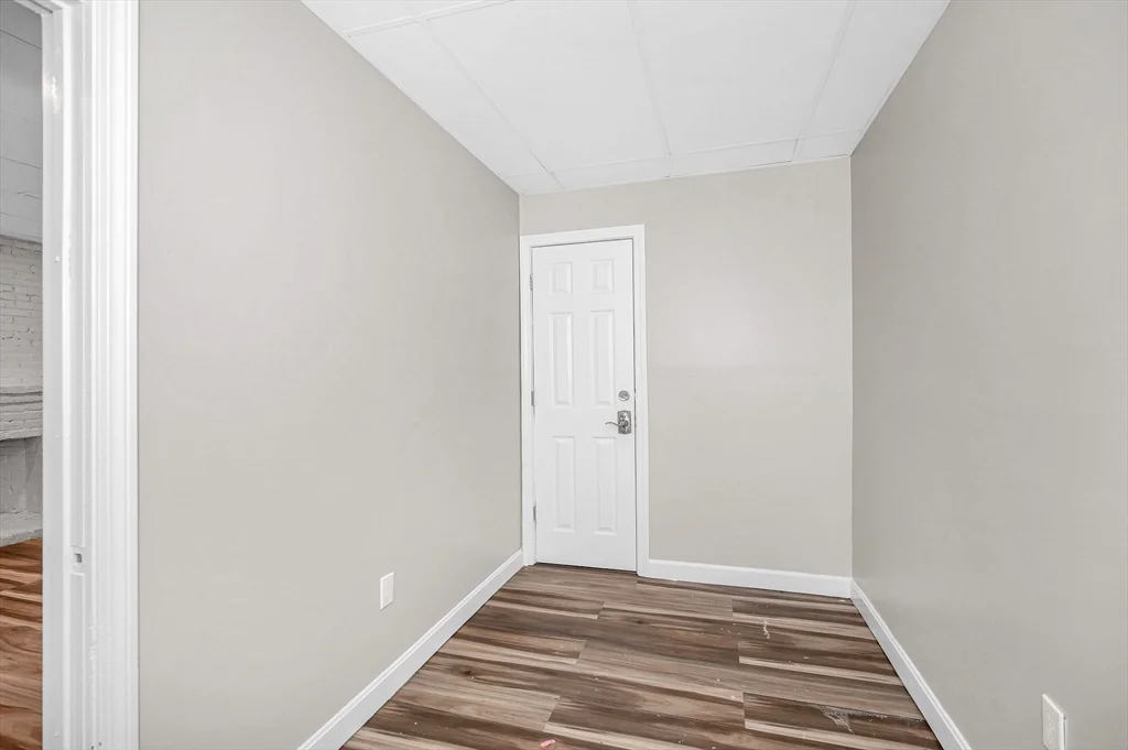 1 bed, 1 bath apartment for rent at 114 Appleton St Unit 2, Lowell — photo 10 of 13