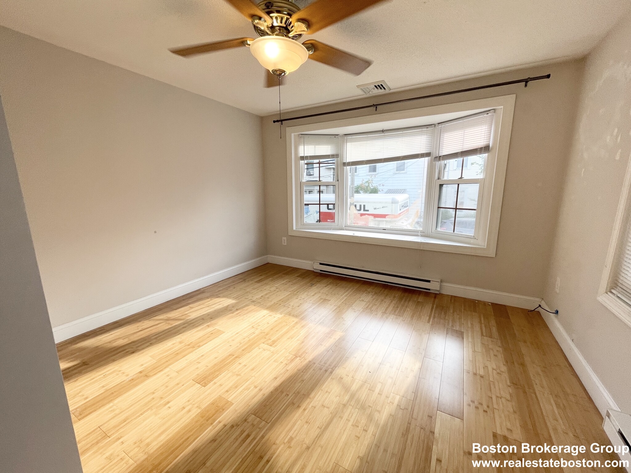 7 bed, 2 bath apartment for rent at 114 Buttonwood St Unit 1, Dorchester — photo 3 of 7