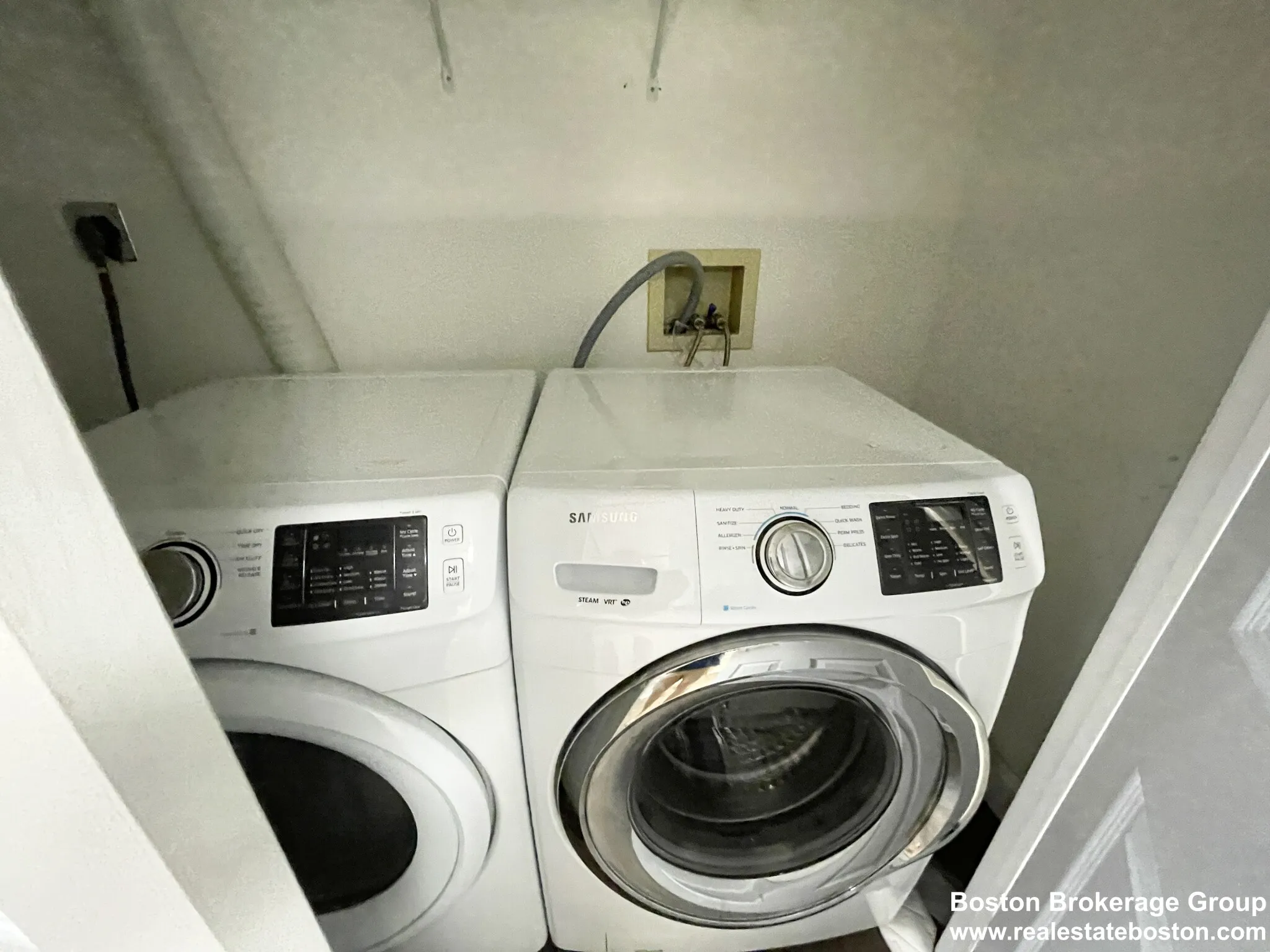 7 bed, 2 bath apartment for rent at 114 Buttonwood St Unit Room3, Dorchester — photo 11 of 11