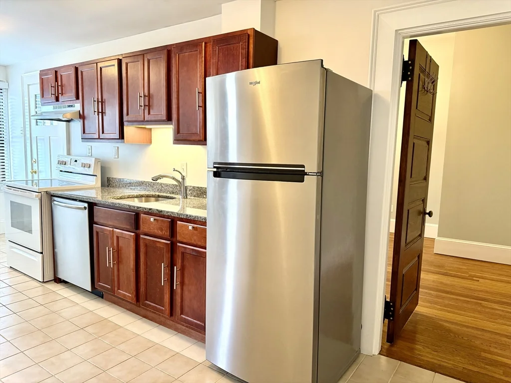 1 bed, 1 bath apartment for rent at 114 Church St Unit 2, North Attleboro — photo 6 of 21