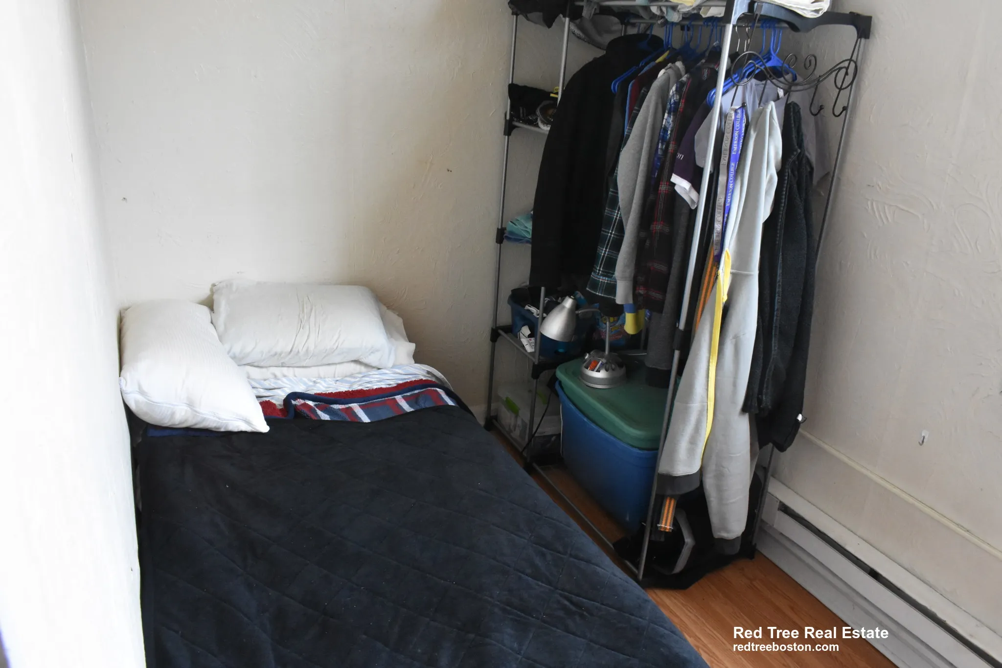 4 bed, 1 bath apartment for rent at 114 Everett St Unit 3, East Boston — photo 4 of 21
