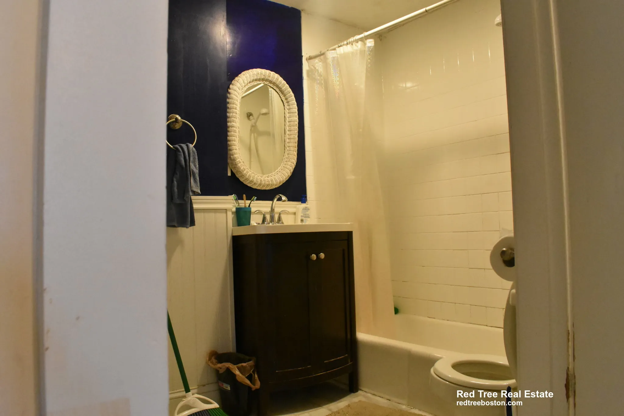 4 bed, 1 bath apartment for rent at 114 Everett St Unit 3, East Boston — photo 8 of 21