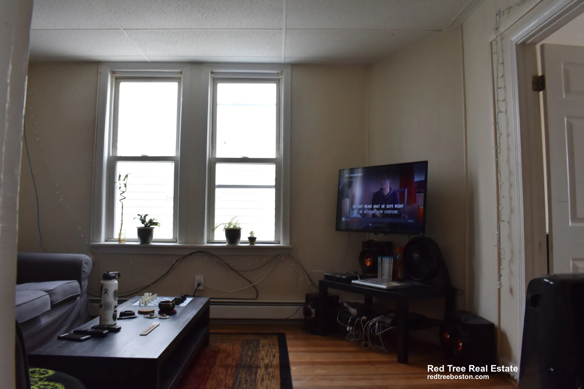 4 bed, 1 bath apartment for rent at 114 Everett St Unit 3, East Boston — photo 5 of 21