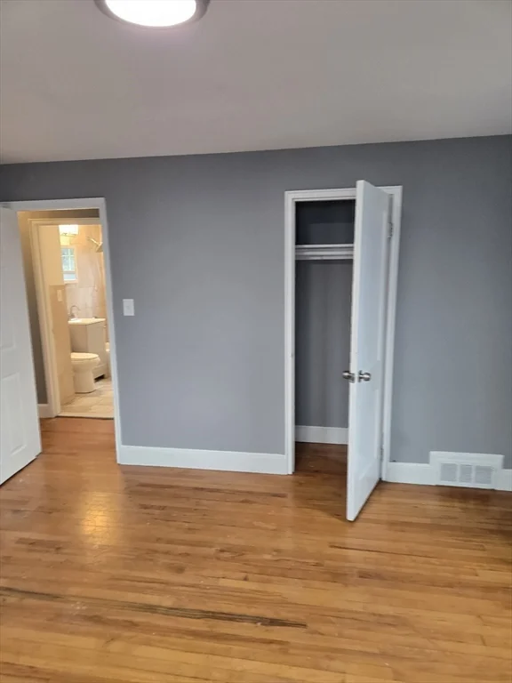 2 bed, 1 bath apartment for rent at 114 Faraday St Unit 2, Hyde Park — photo 22 of 25