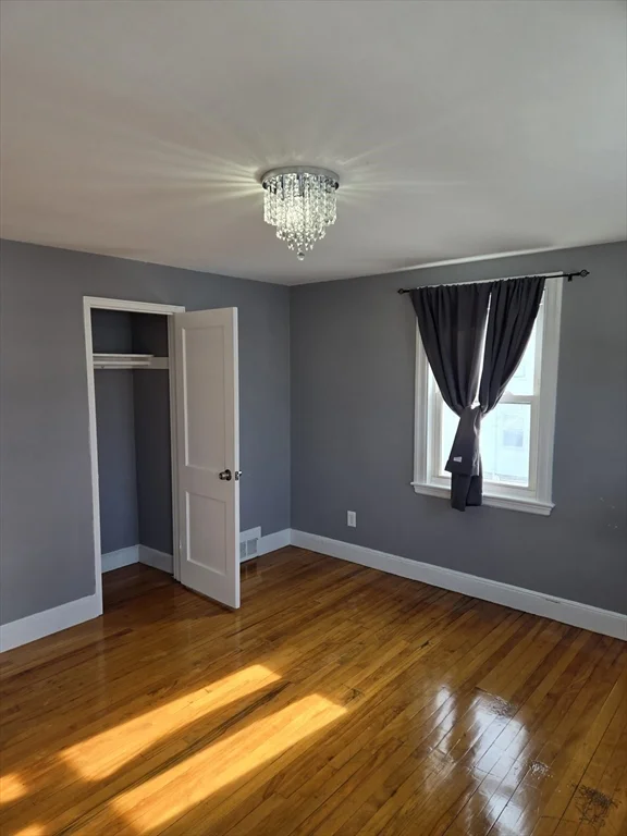 2 bed, 1 bath apartment for rent at 114 Faraday St Unit 2, Hyde Park — photo 23 of 25