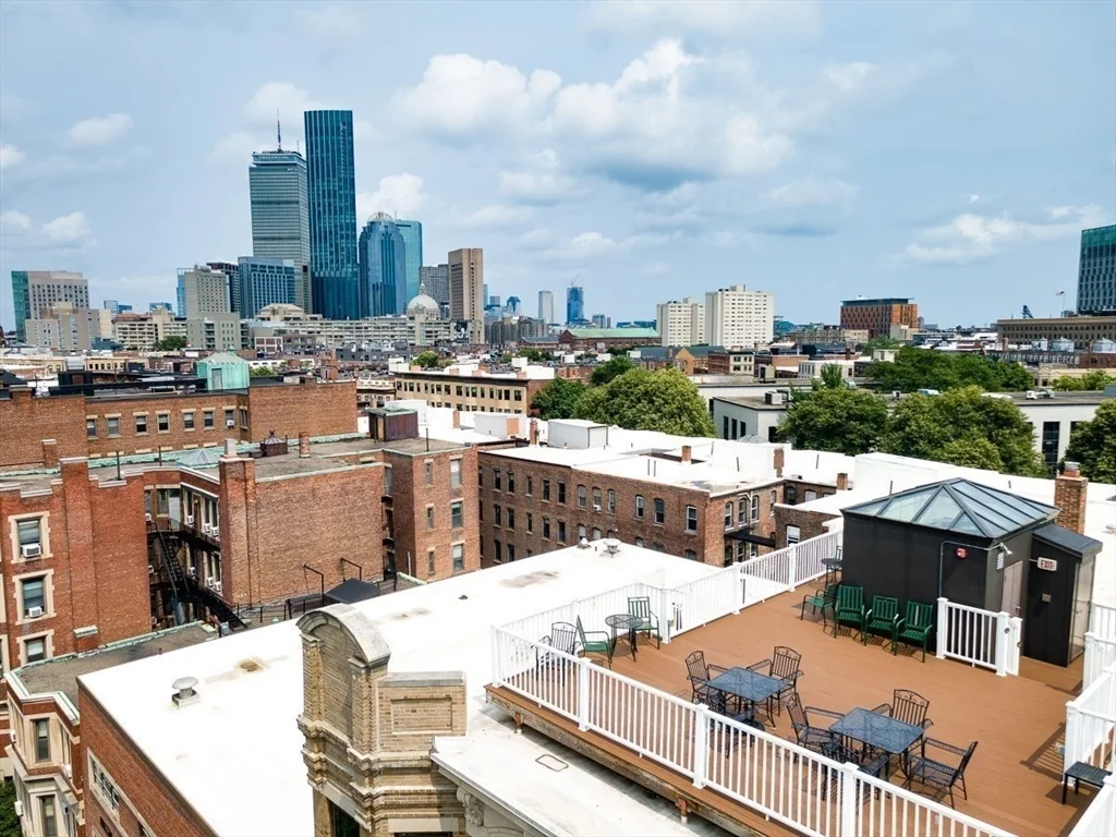 3 bed, 2 bath apartment for rent at 114 Fenway Unit 6, Fenway — photo 20 of 41